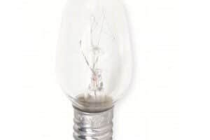 Incandescent Bulb: Candelabra Screw (E12), Incandescent, (C) Candle, C7, 7 W Watt, 2700K